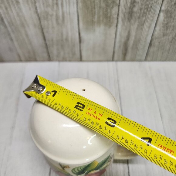 Casuals by China Pearl Single Shaker Red Apple Design with Handle 5'' Tall - Picture 6 of 6